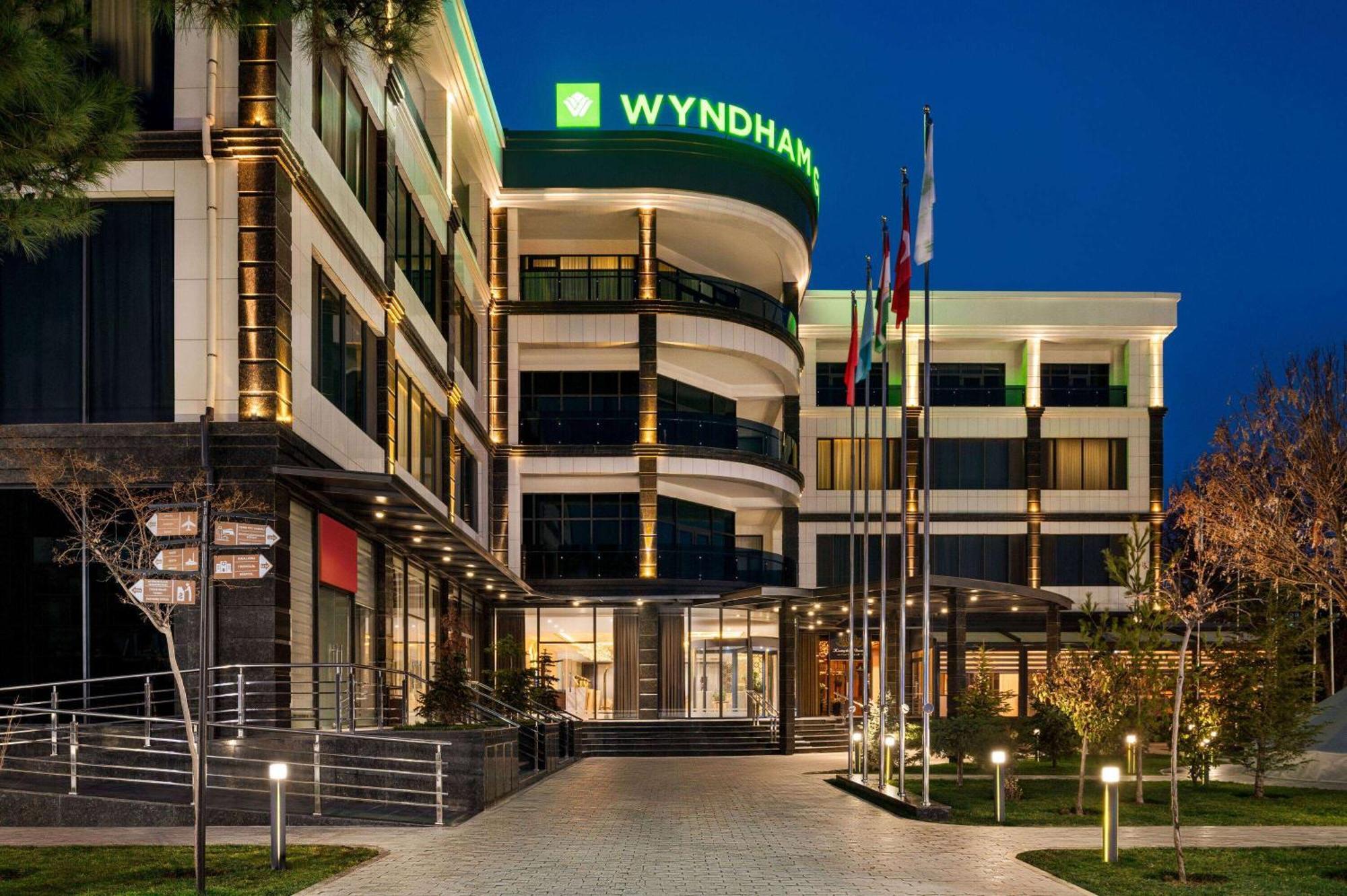 Wyndham Garden Tashkent Hotel Eksteriør billede